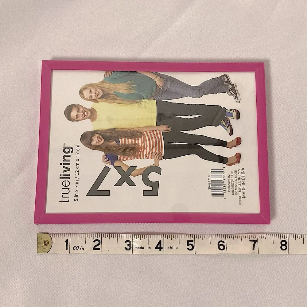 💫 True Living 5” x 7” Hot Pink Picture Frame Easel Back